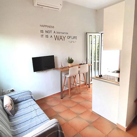 Cozy Seaside Studio In Lemos Vouliagmenis เอเธนส์ ภายนอก รูปภาพ
