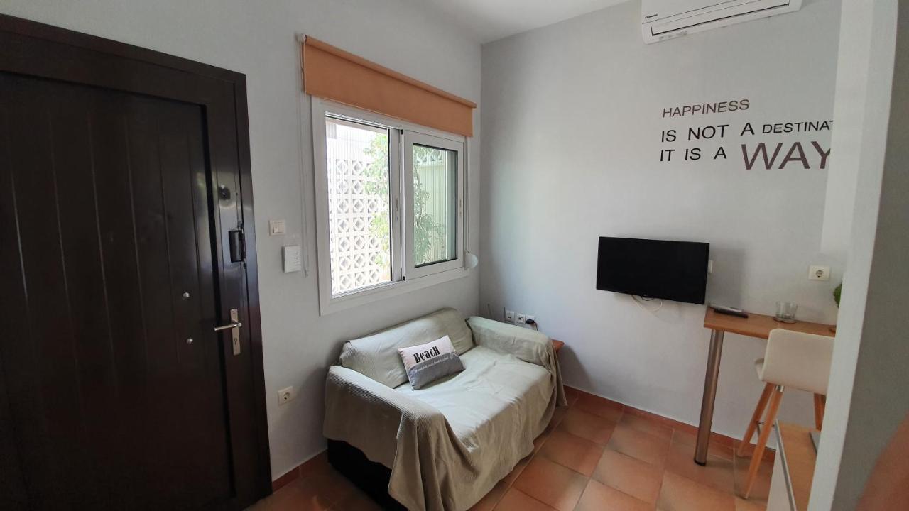 Cozy Seaside Studio In Lemos Vouliagmenis เอเธนส์ ภายนอก รูปภาพ